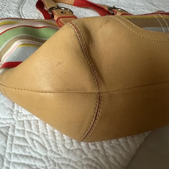 Coach Multicolored Tote Bag W/ Silver Buckles & Red Inside - Picture 6 of 13